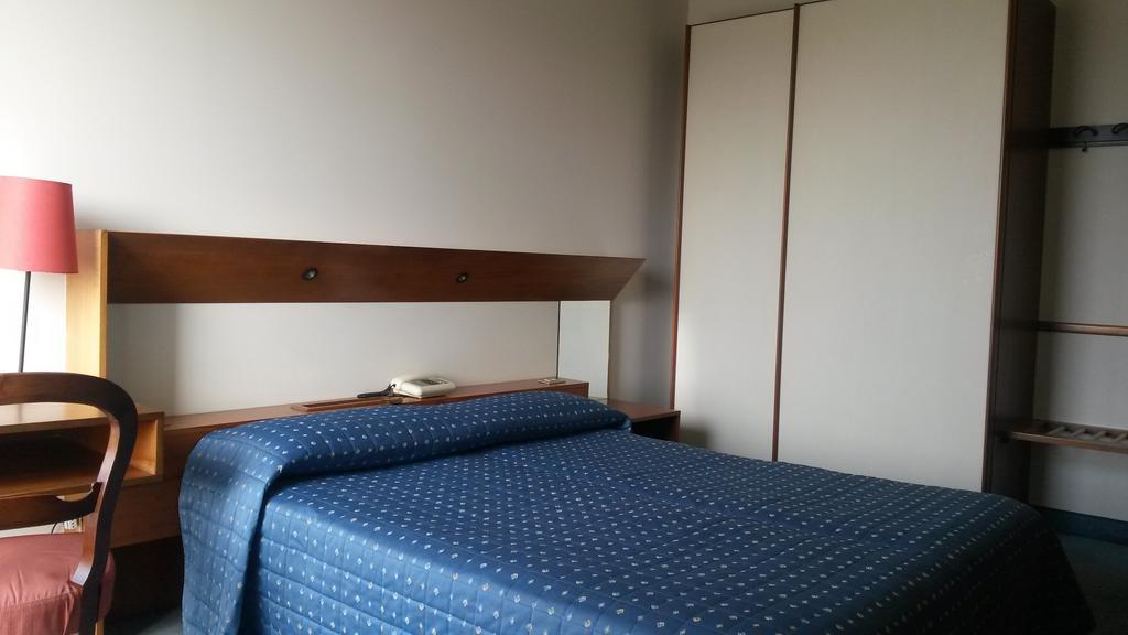 Cravero Rooms Caltignaga Cameră foto