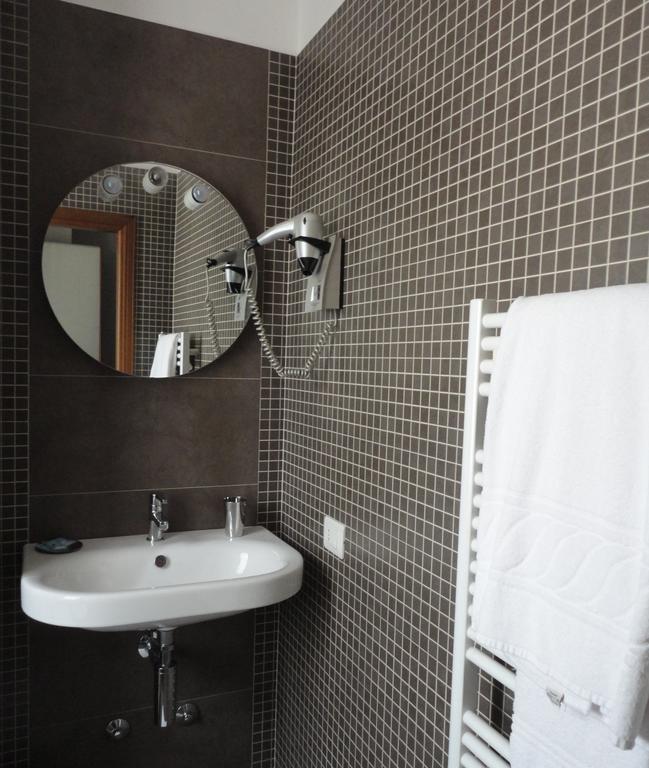 Cravero Rooms Caltignaga Cameră foto